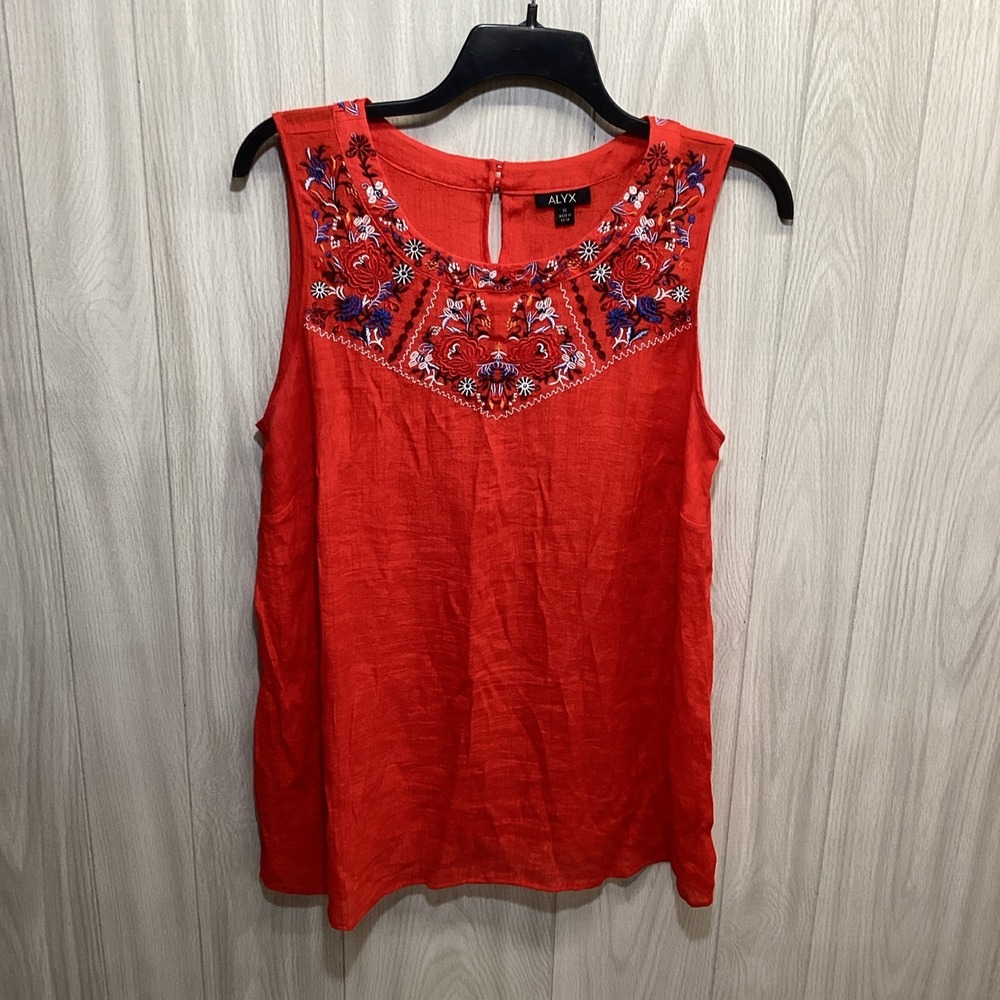 ALYX Women's (Size 1X) Sleeveless Round Neck Shirt Neck Accent Button Back‎